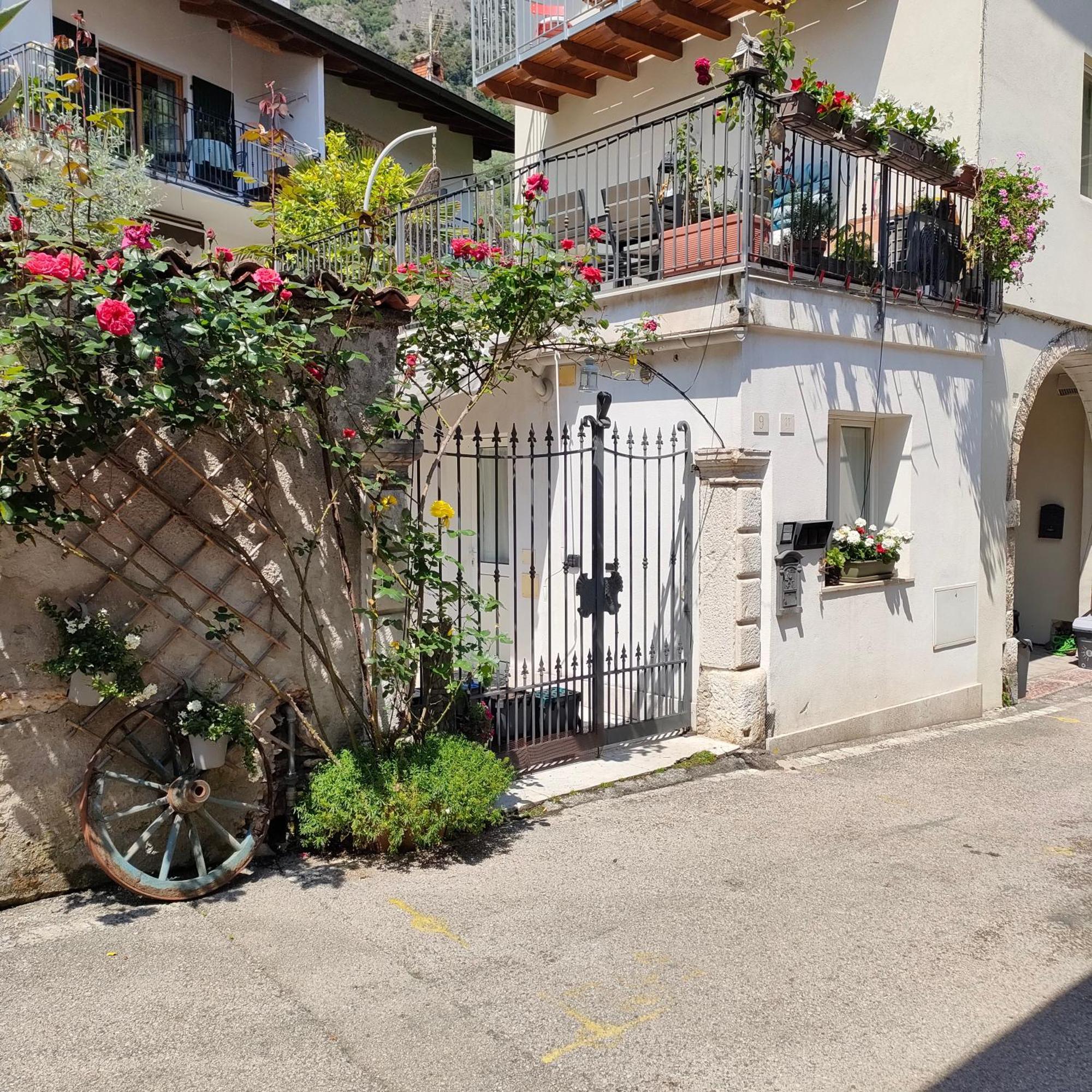 Garda Sweet Apartments Arco Exterior photo